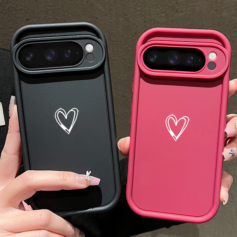 Funda blanda con diseño de amo - Google Pixel 9 reseña y precio